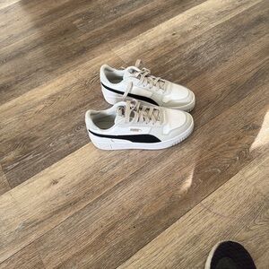 Puma White and Black Low-Top Sneakers